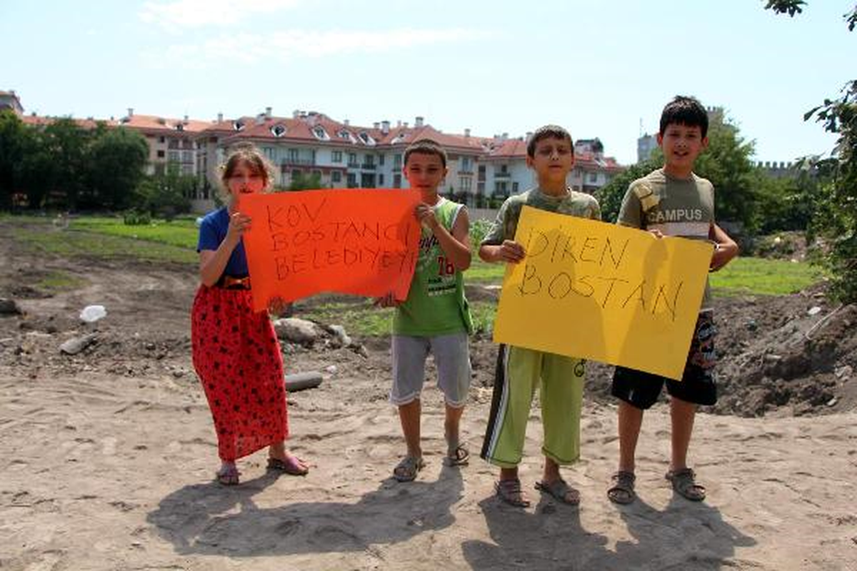 Yedikule\'de Yenileme Alanı Projesine Protesto
