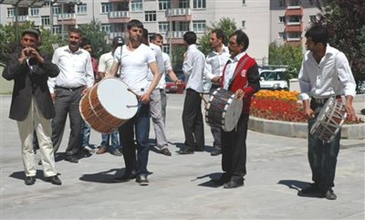 Yılların Geleneği Davul Erzurum\'da Susacak