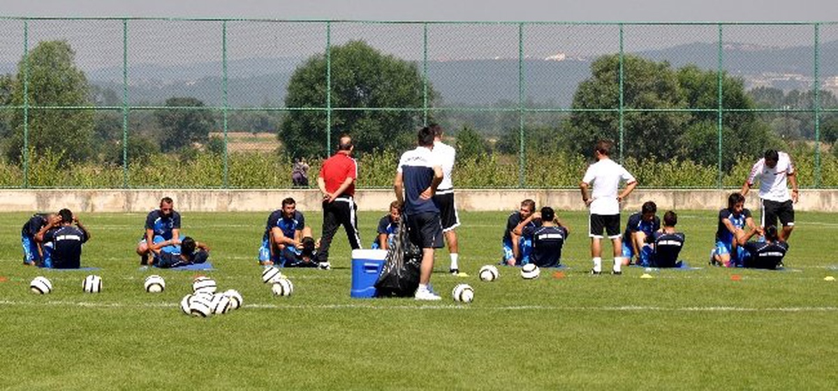 Adana Demirspor Bolu\'da İlk İdmanını Yaptı