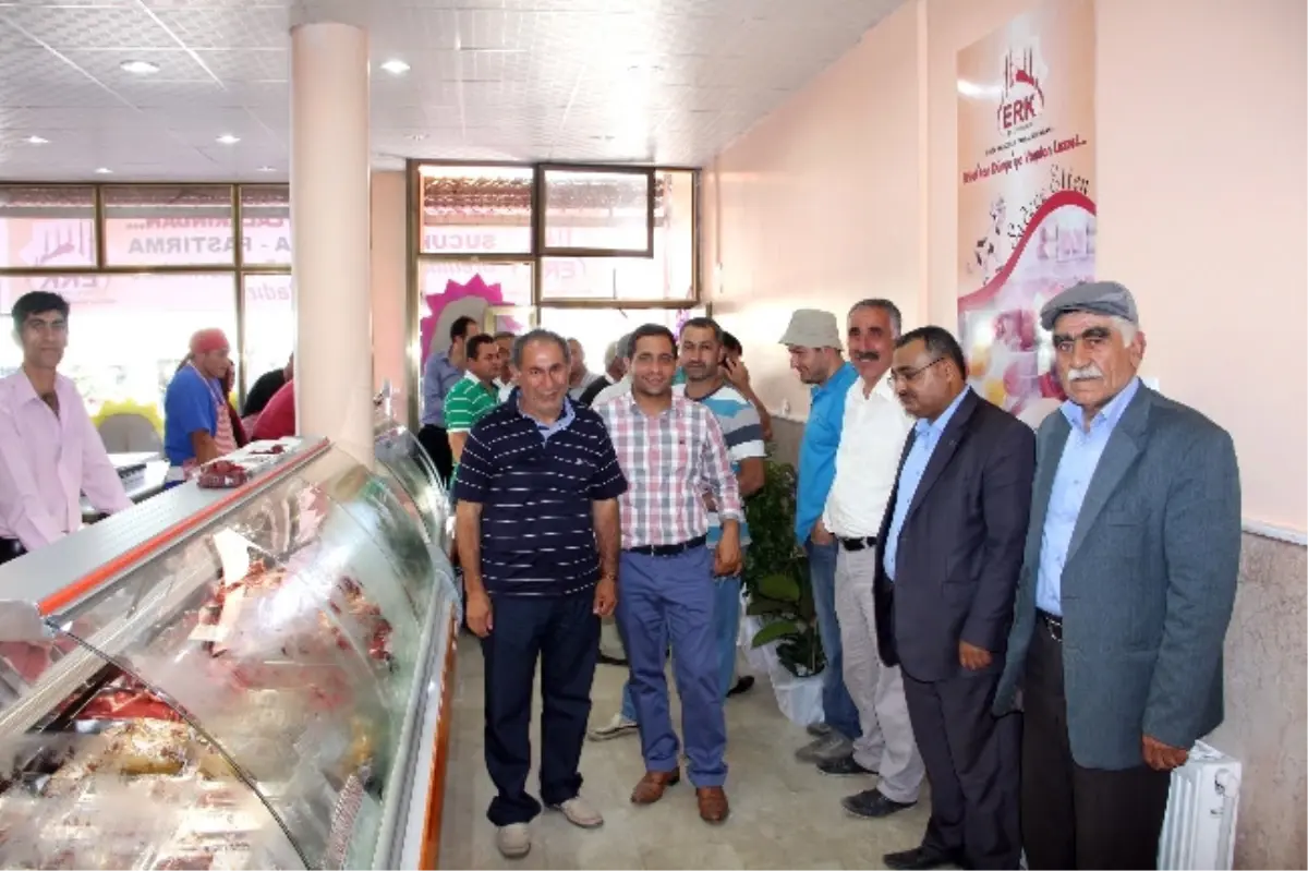 Ahlat\'ta Et Ürünleri Satış Mağazası Açıldı