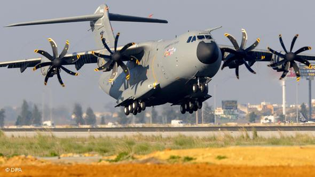 Airbus Askeri A400m Uçağı Tanıtım İçin Türkiye\'ye Geliyor