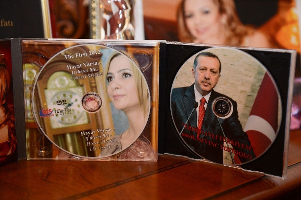 Azerbaycanlı Müzisyenden Başbakan Erdoğan\'a Beste