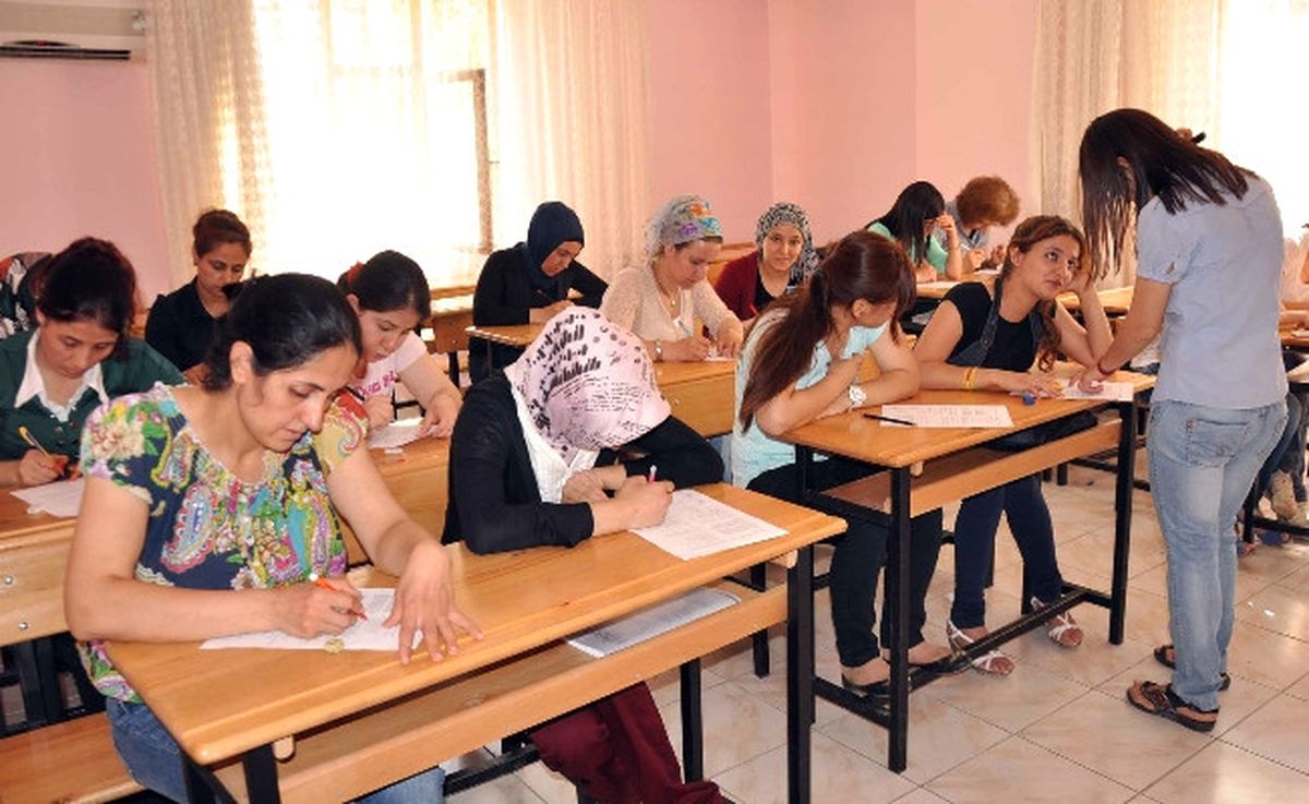 Bağlar Belediyesi\'nden Kürtçe Dil Kursu