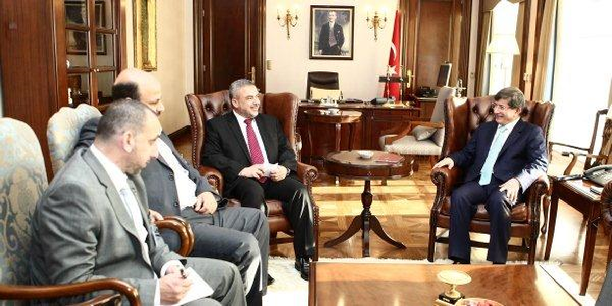 Bakan Davutoğlu Gazze\'deki Yönetimi Din İşleri ve Evkaf Bakanı İle Görüştü