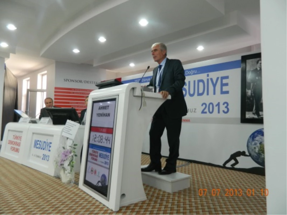 Başkan Yenihan Türkiye Demokrasi Forumunda Konuştu