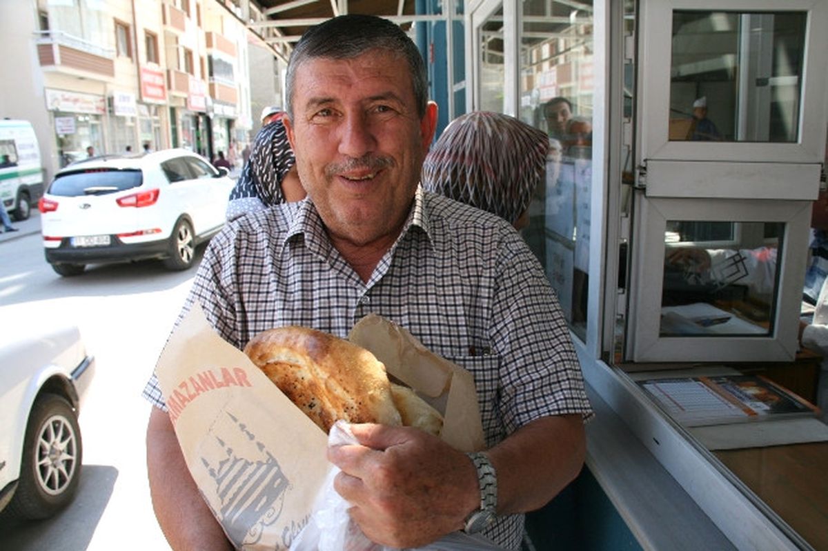 Bozüyük Belediyesi\'nden Ucuz Pide
