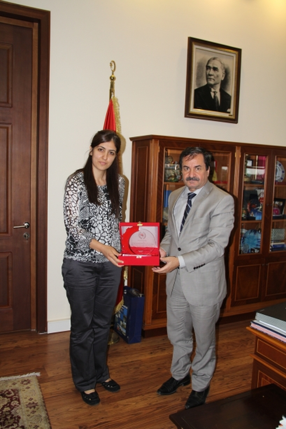 Dpü\'lü Akademisyenin Projesine Bakanlıktan Ödül