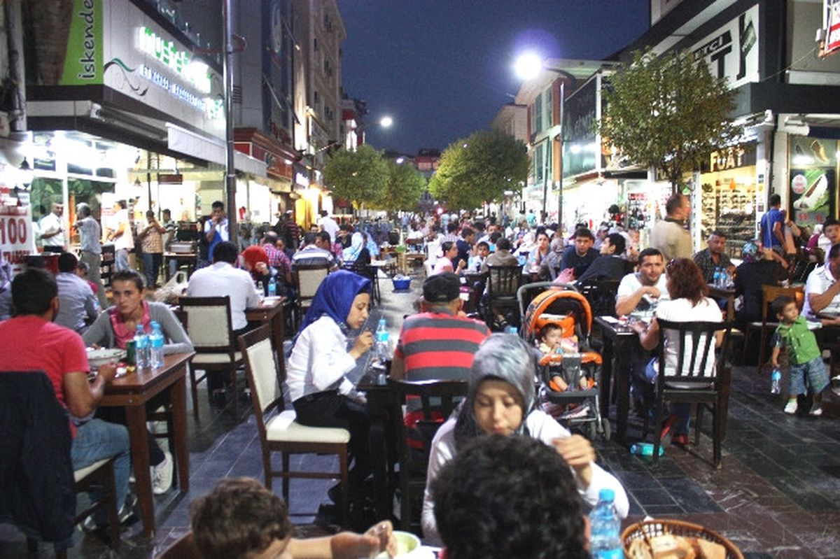 Düzce\'de Lokantalara İftar İzni