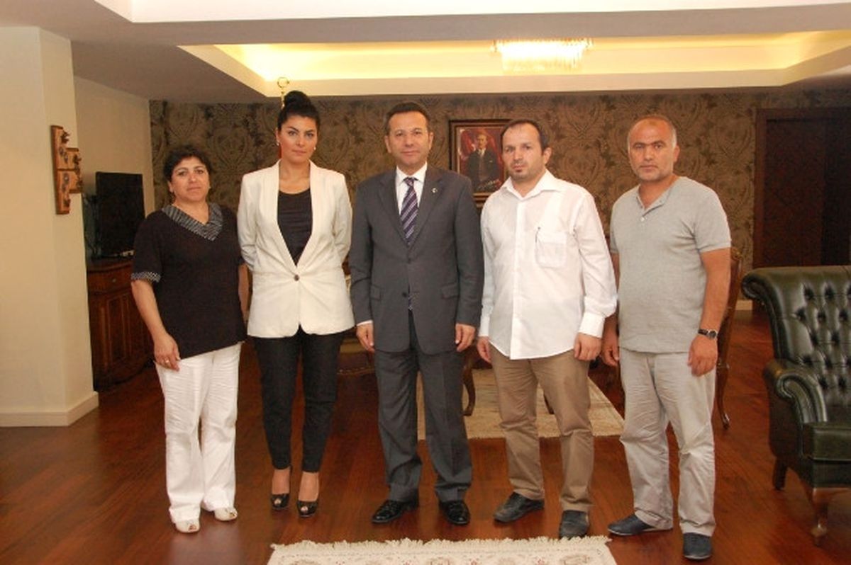 Engelli Dernek Başkanlarından Vali Aksoy\'a Ziyaret