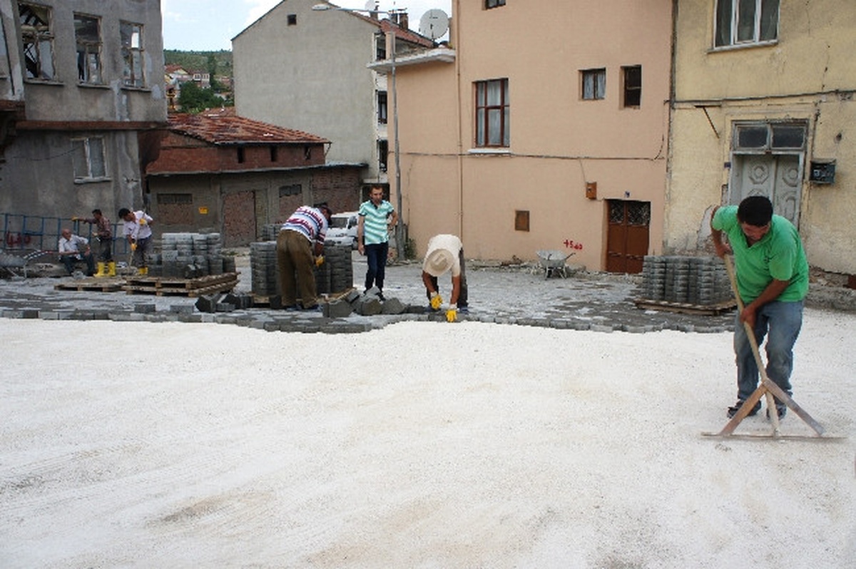 Fen İşleri Müdürlüğü Çalışmalarını Hızlandırdı