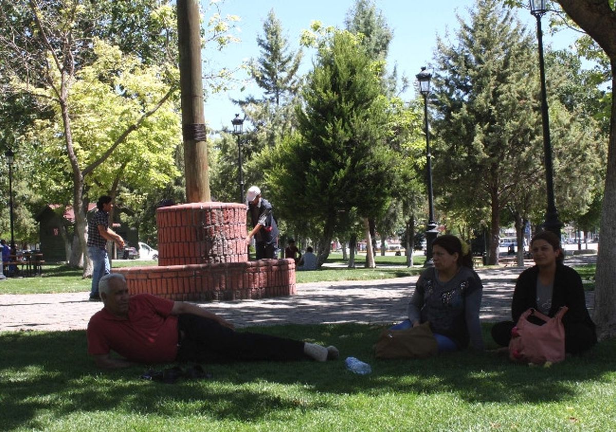 Gaziantep\'te Ramazan İlk Günü Sıcaklar Vatandaşı Etkiledi