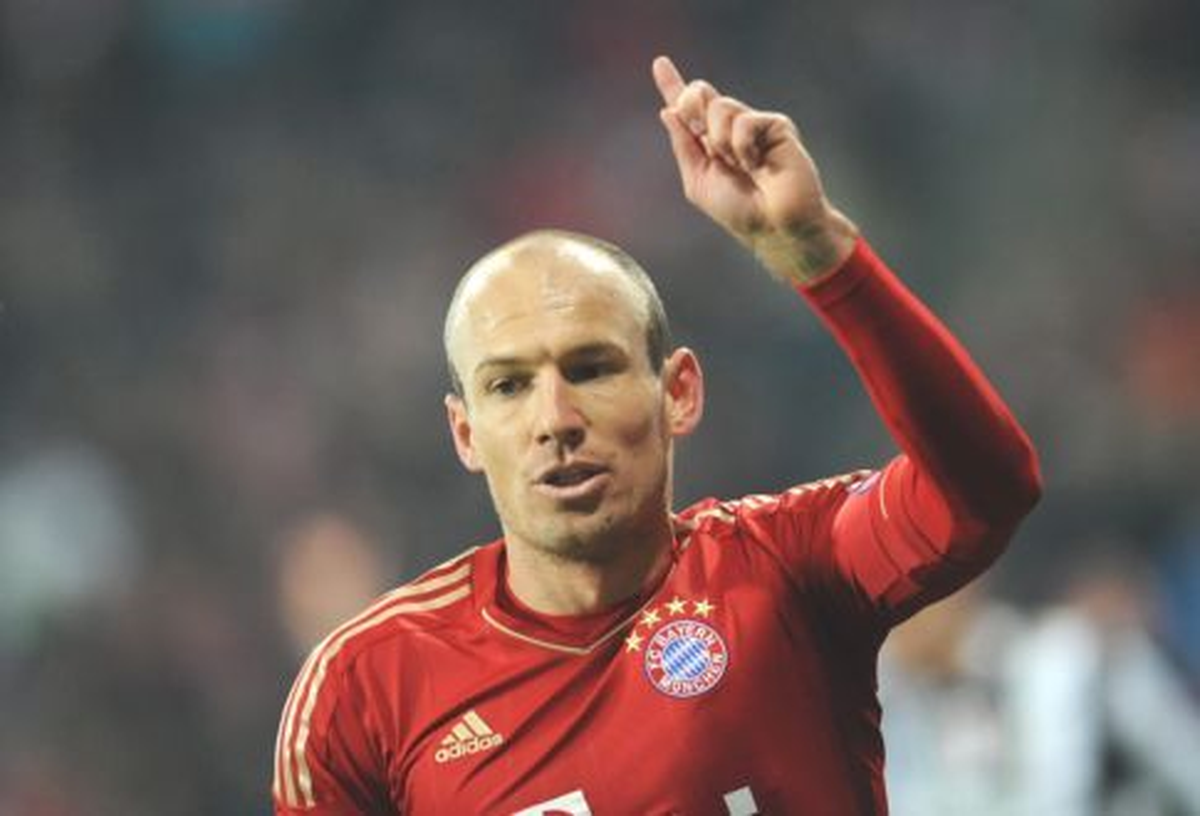 Hollandalı Yıldız Futbolcu Robben."Kendimi, FIFA Altın Top Ödülü\'nü Kazanacak Bir Aday Olarak...