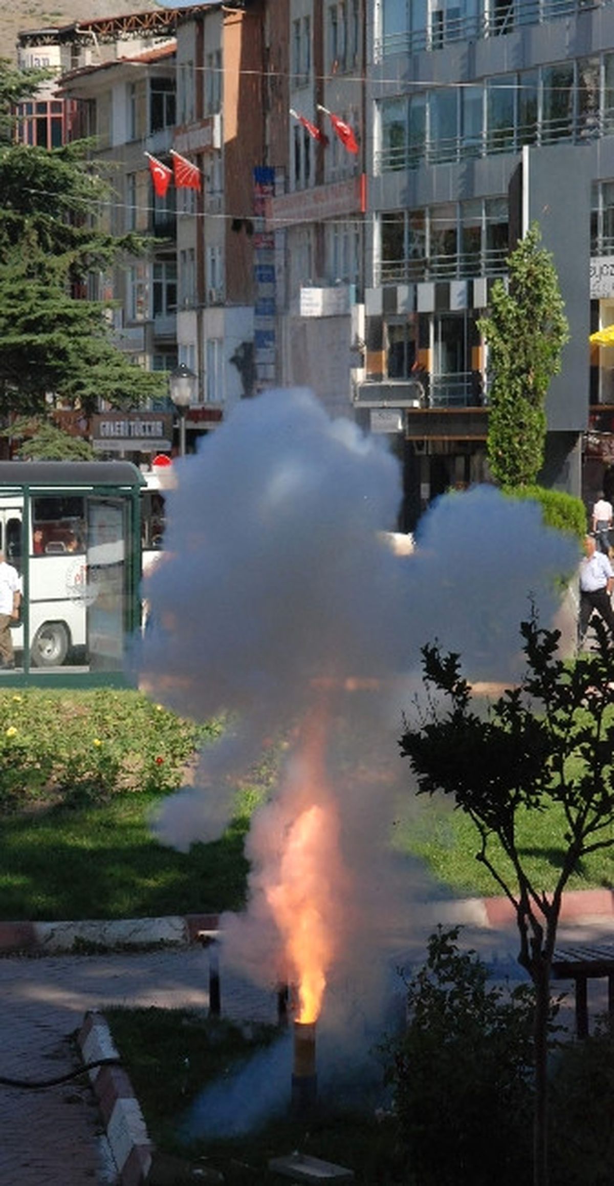 İftar Topu Yerini Ses Bombasına Bıraktı