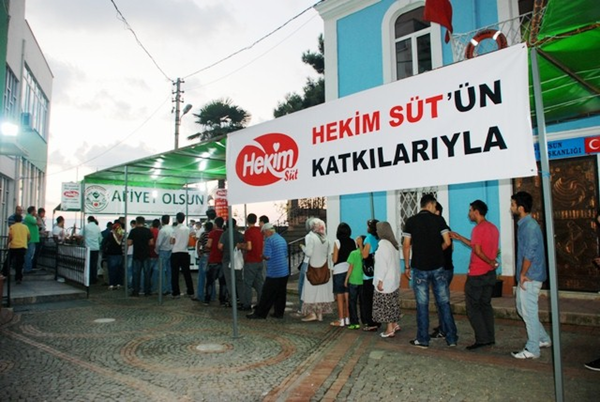 İlk İftar Öner Hekim\'den