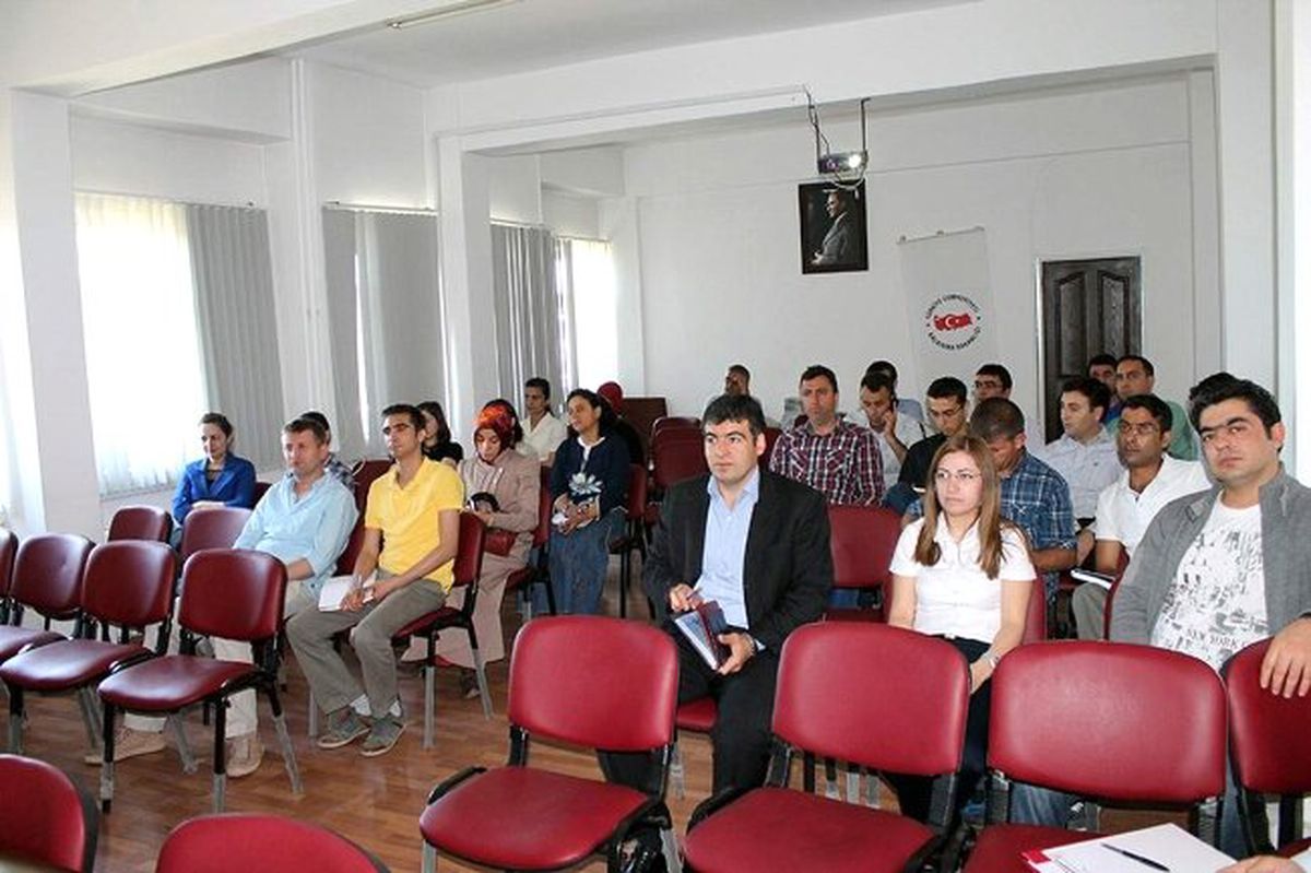 Kars\'ta Proje Hazırlama ve Uygulama Eğitimi Yapıldı