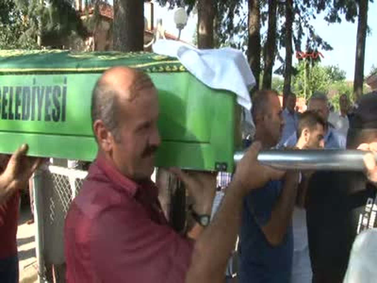 Kayıp Çocuğun Cesedi Çuval İçinde Bulundu
