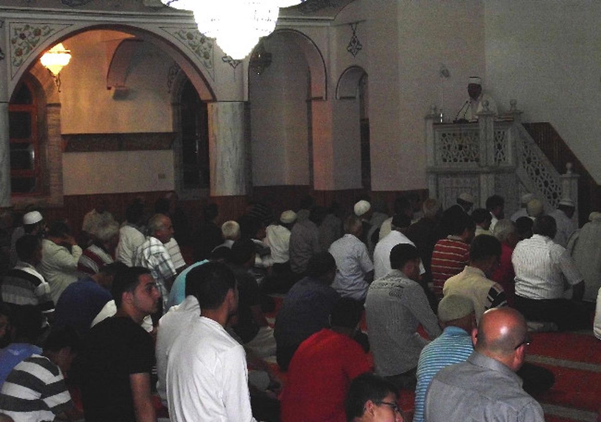 Kulu\'da İlk Teravih Namazında Camiler Doldu