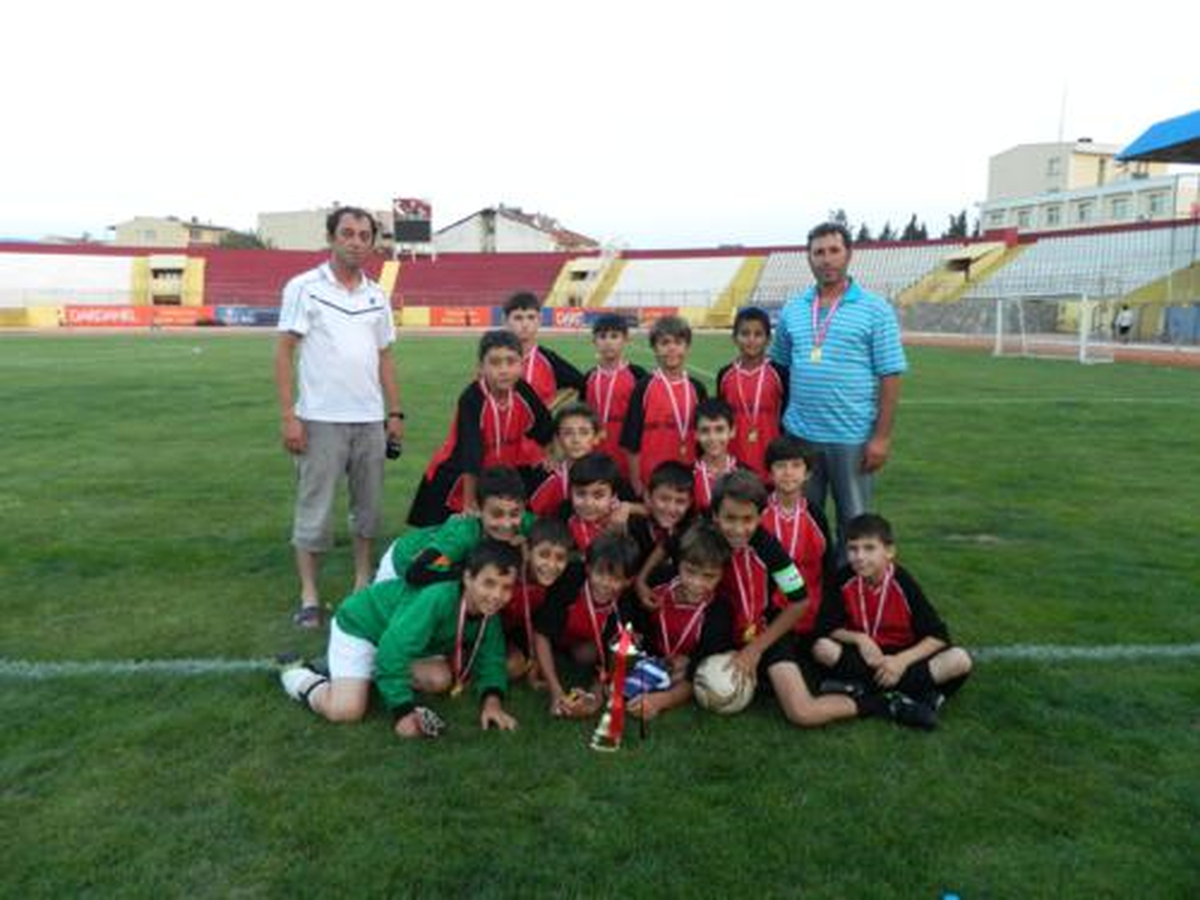 Lapsekispor U11 Takımı\'nın Başarısı