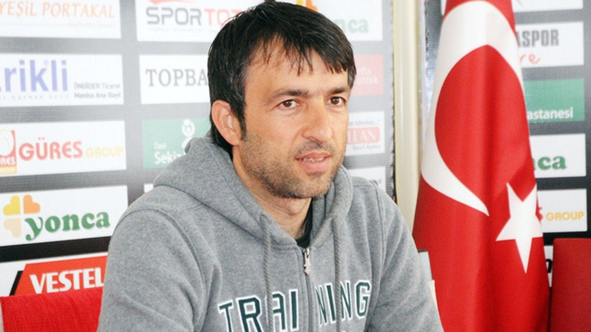 Manisaspor Teknik Direktör Reha Erginer ile Yollarını Ayırdı