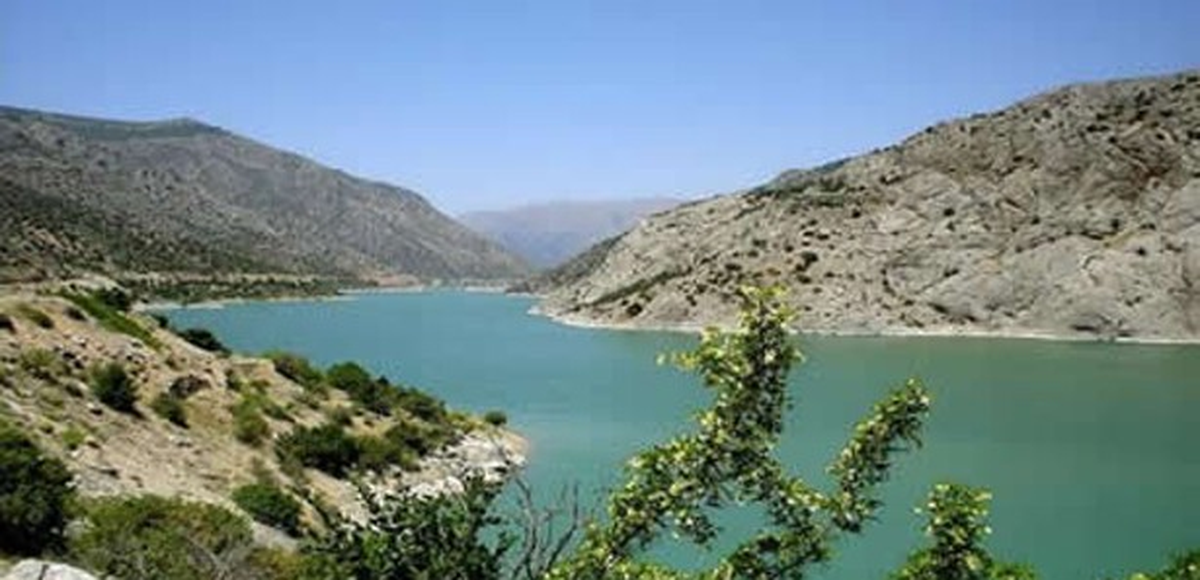Murat Nehri\'ne Düşen Kişi
