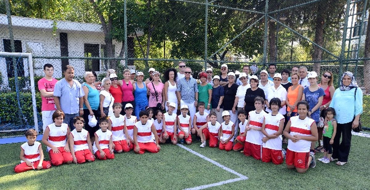 Muratpaşa\'da Sabah Sporuna Yaz Molası