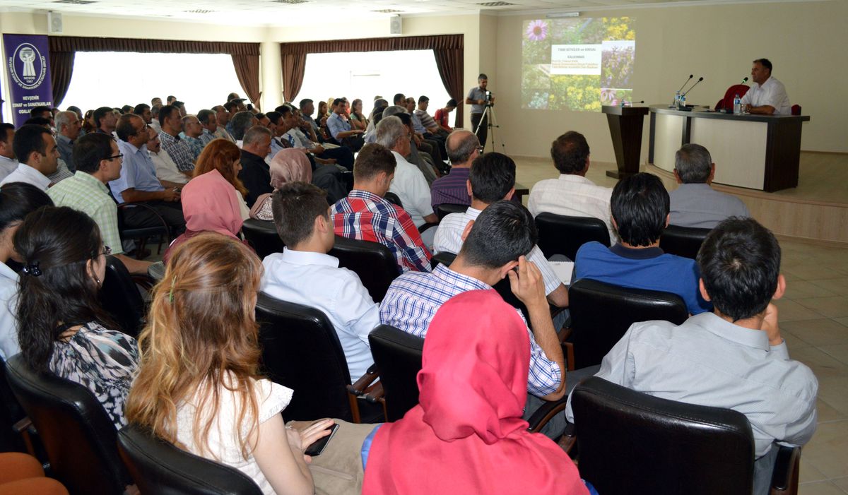 Nevşehir\'de "Tıbbi Bitkiler Semineri" Düzenlendi