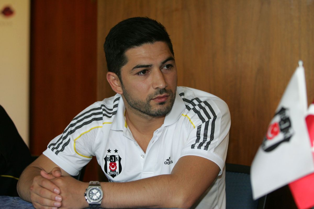 Sezer Öztürk, Beşiktaş\'a Katkı Yapmak İstiyor