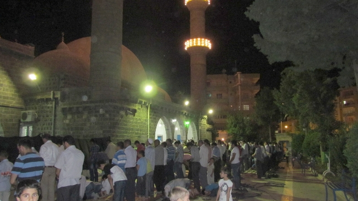Siverek\'te İlk Teravi Namazı Kılındı