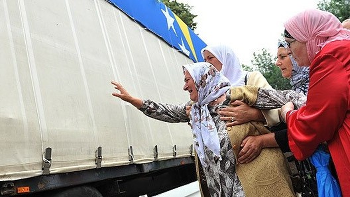 Srebrenitsa Soykırımının 18. Yıl Dönümü
