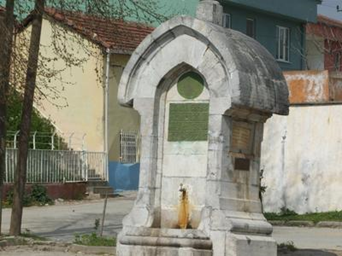 Tarihi Sultan Reşat Çeşmesi\'nin Restoresi
