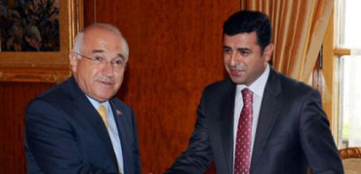 TBMM Başkanı Çiçek\'ten Yeni Anayasa İçin Liderler Turu