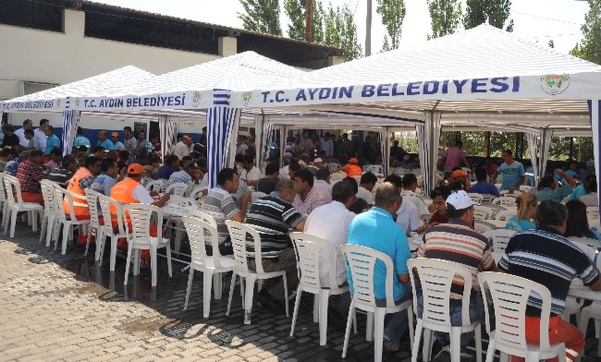 Temizlik İşleri Personeli Yemekte Buluştu