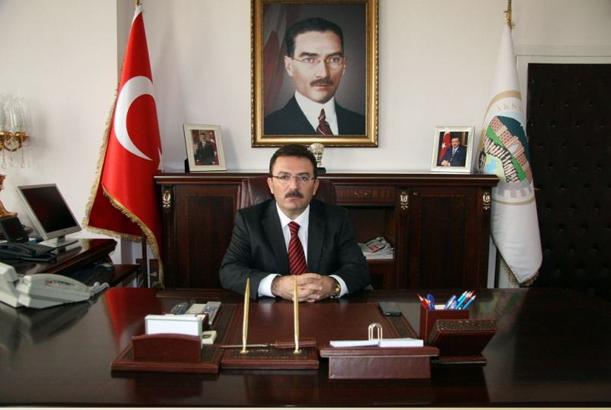 Vali Altınok Dağılgan Spor Kompleksinde İncelemelerde Bulundu