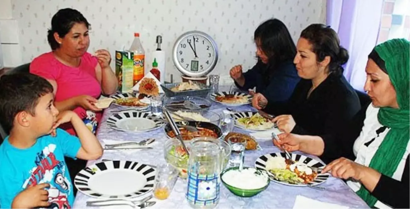 21 Saati Oruçlu Geçiriyorlar