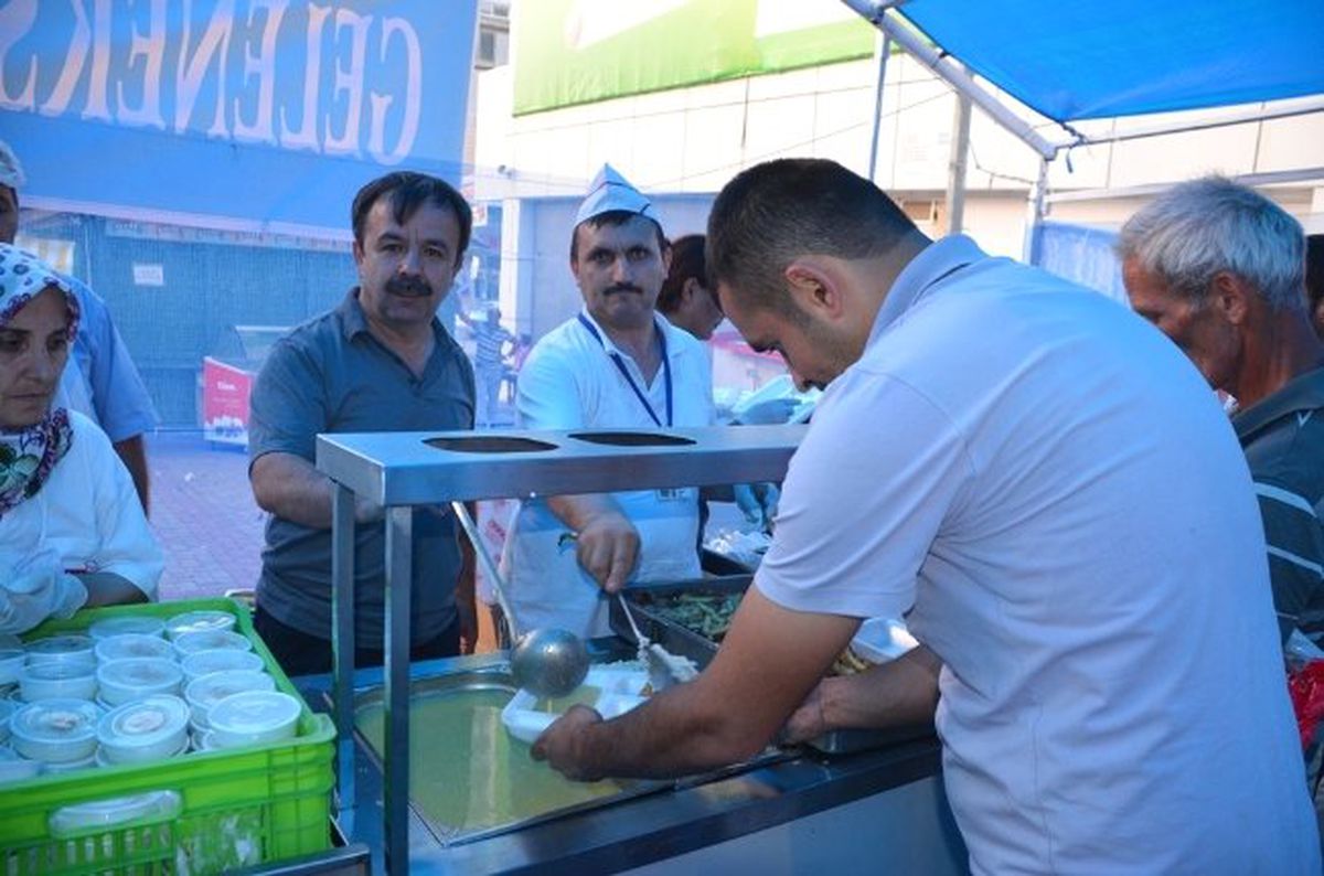Askon İftar Çadırı Ramazan Ayı Süresince Bursalıları Ağırlayacak