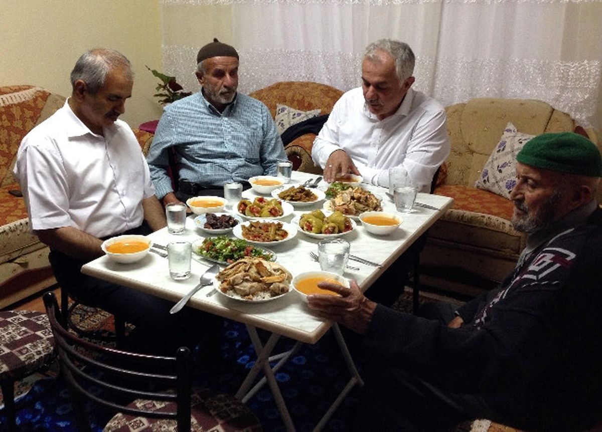 Başkan Özden İftarı Şehit Yakınlarıyla Yaptı