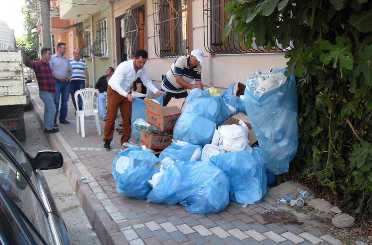 Belediye Atıkları Kapıdan Alıyor