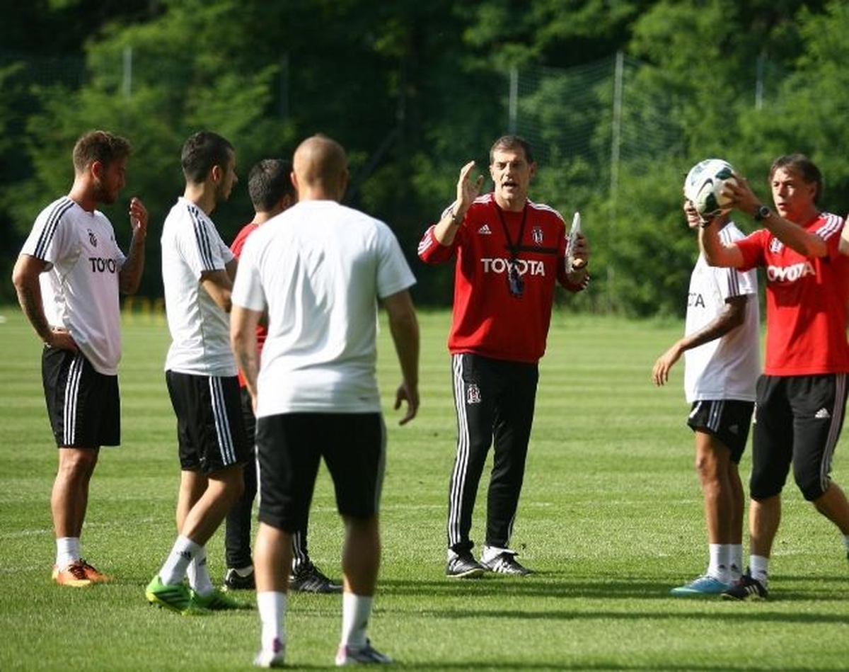 Beşiktaş, Yeni Sezon Hazırlıklarını Sürdürüyor