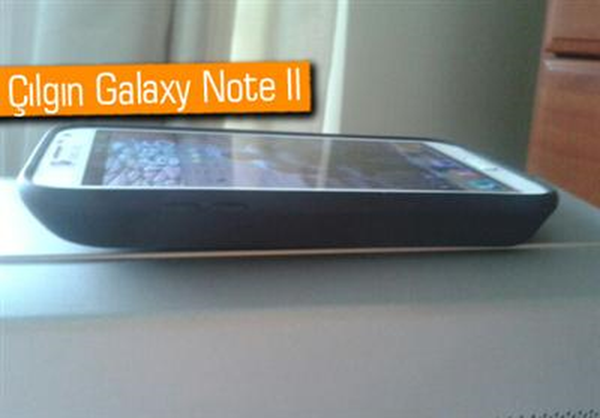 Bu Galaxy Note 2\'nin 9300mah Bataryası ve 288gb Depolama Kapasitesi Var