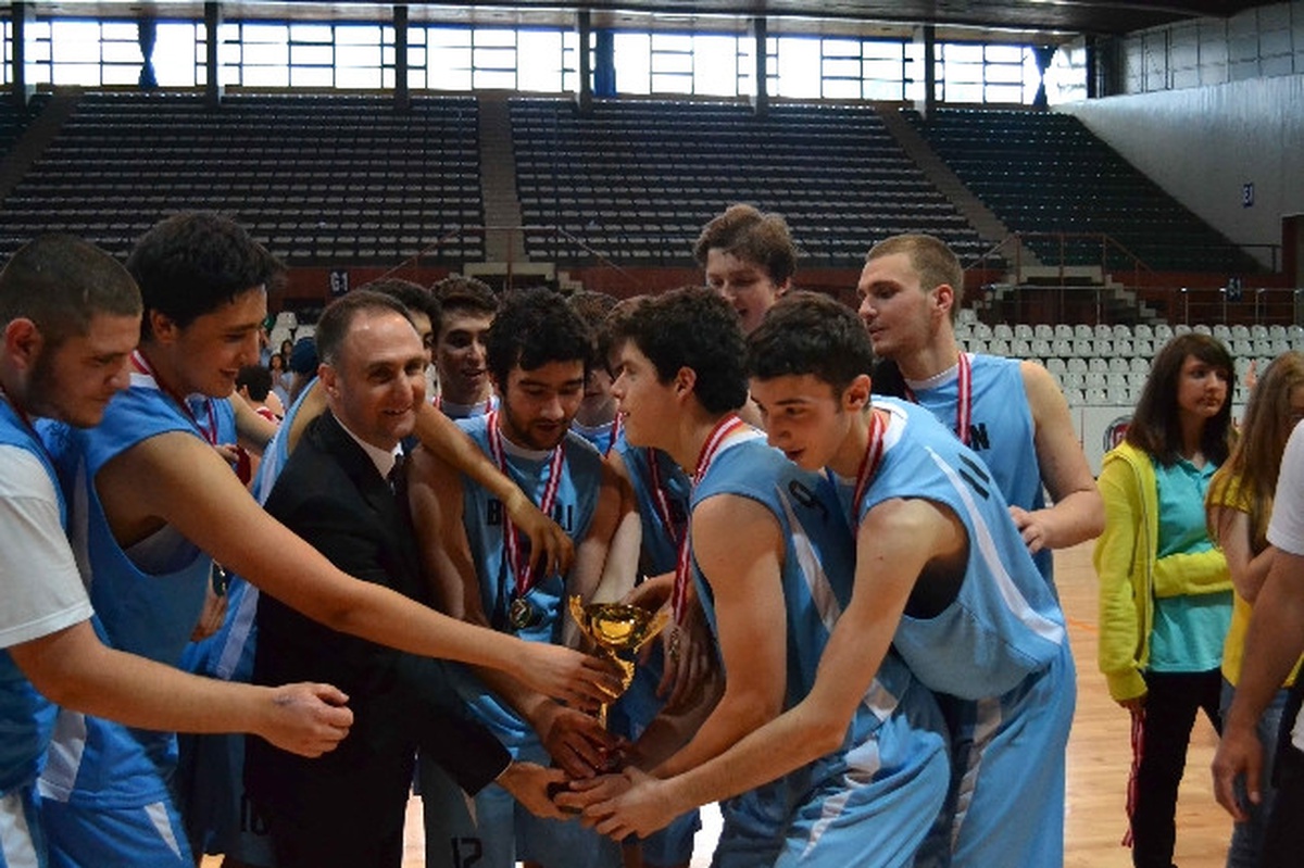 Bursa Okul Sporlarında Lider Şehir Oldu