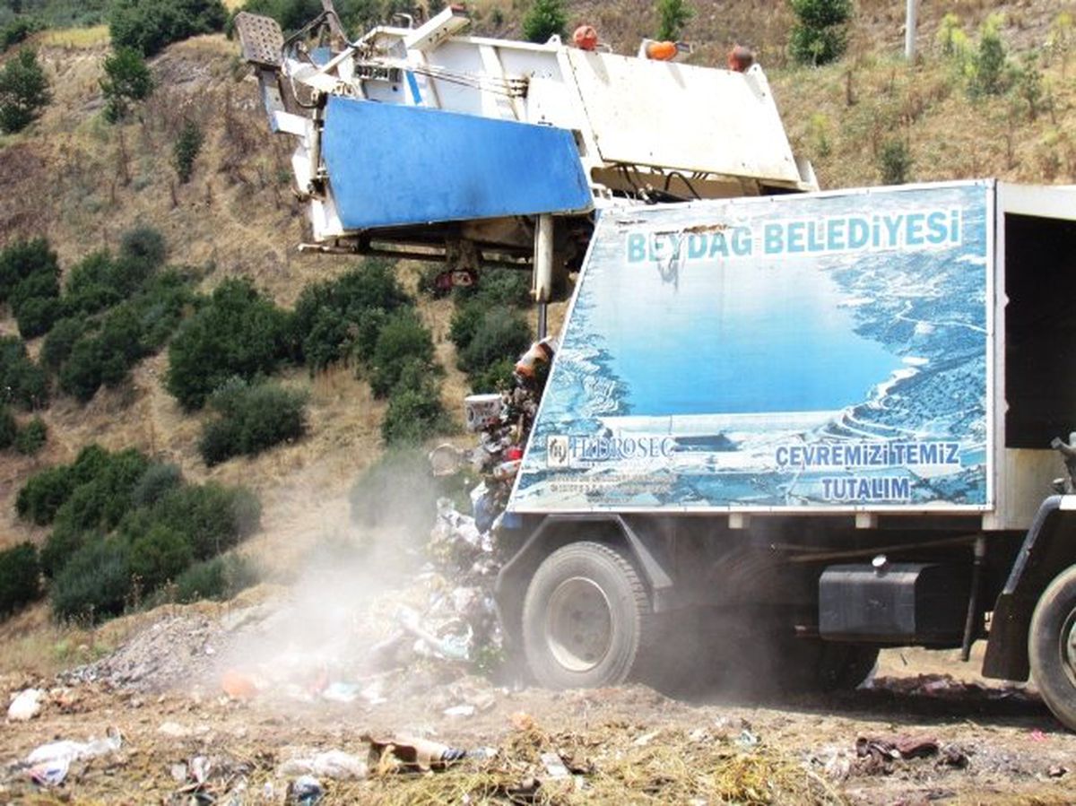 Büyükşehir\'den Ödemiş Çevresindeki Çöplüklere Düzenleme