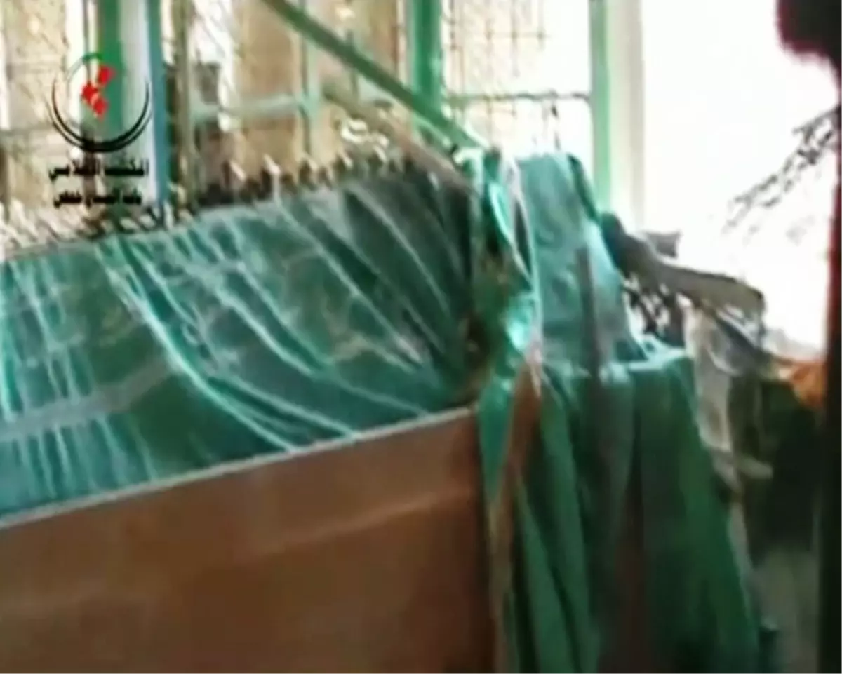 Esad Güçleri Türbe Bombaladı