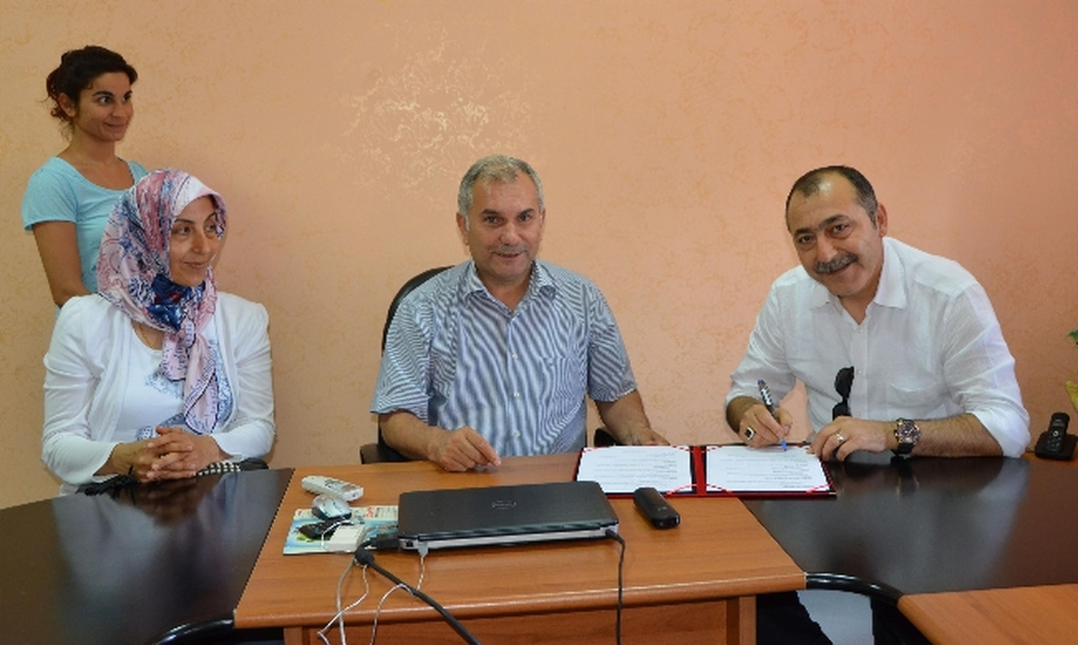 Hayırseverden Mut\'a Sağlık Meslek Lisesi