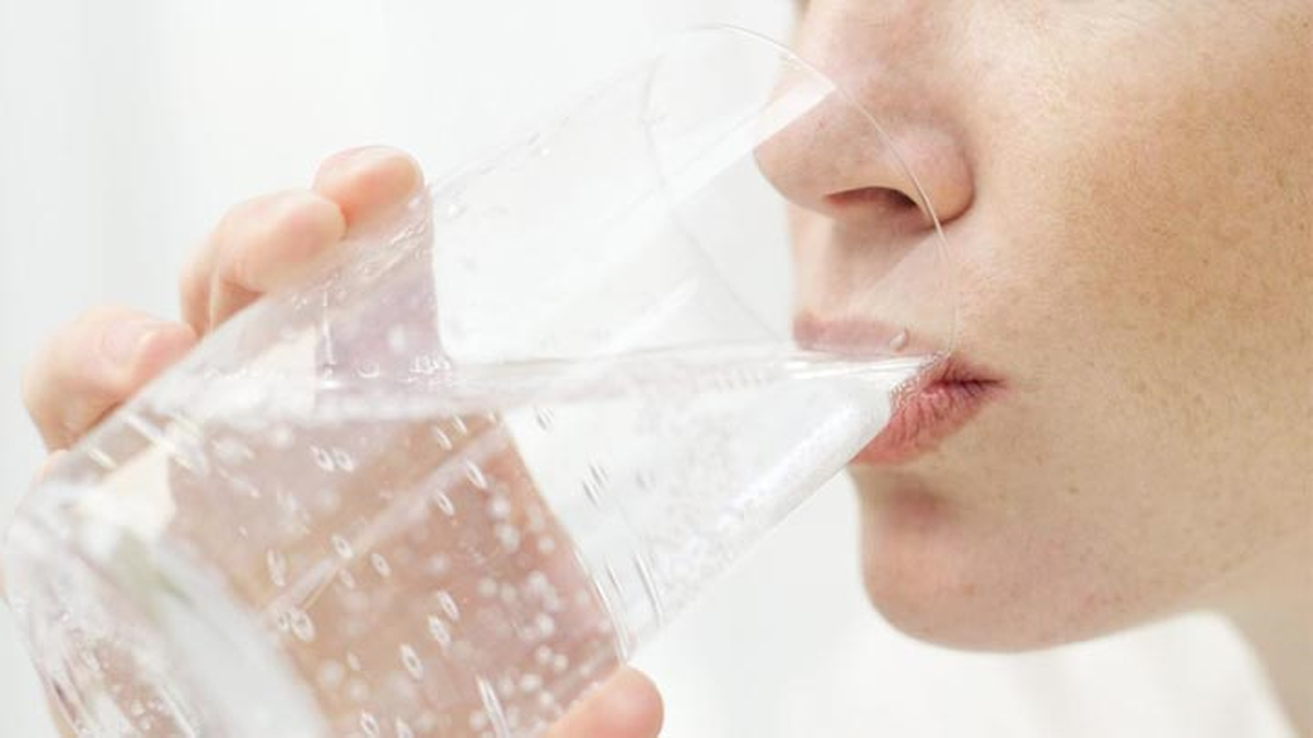 "İftar ile Sahur Arasında En Az 2 Litre Su İçin"