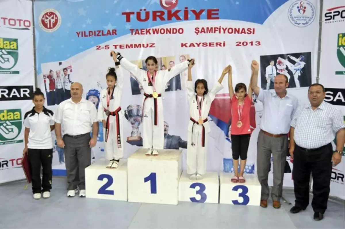 Kastamonulu Taekwondoculardan Türkiye İkinciliği