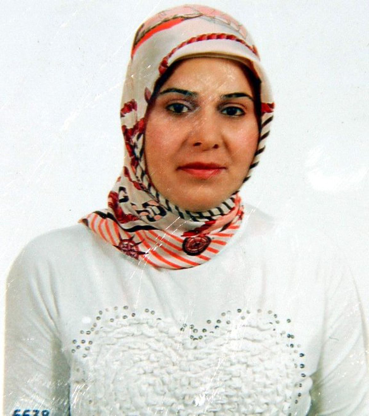 Kaybolan Eşini Arıyor