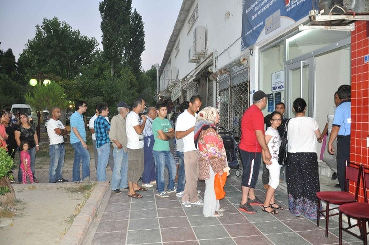 Kuşadası Belediyesi\'nden Ramazan Boyunca İftar Sofrası