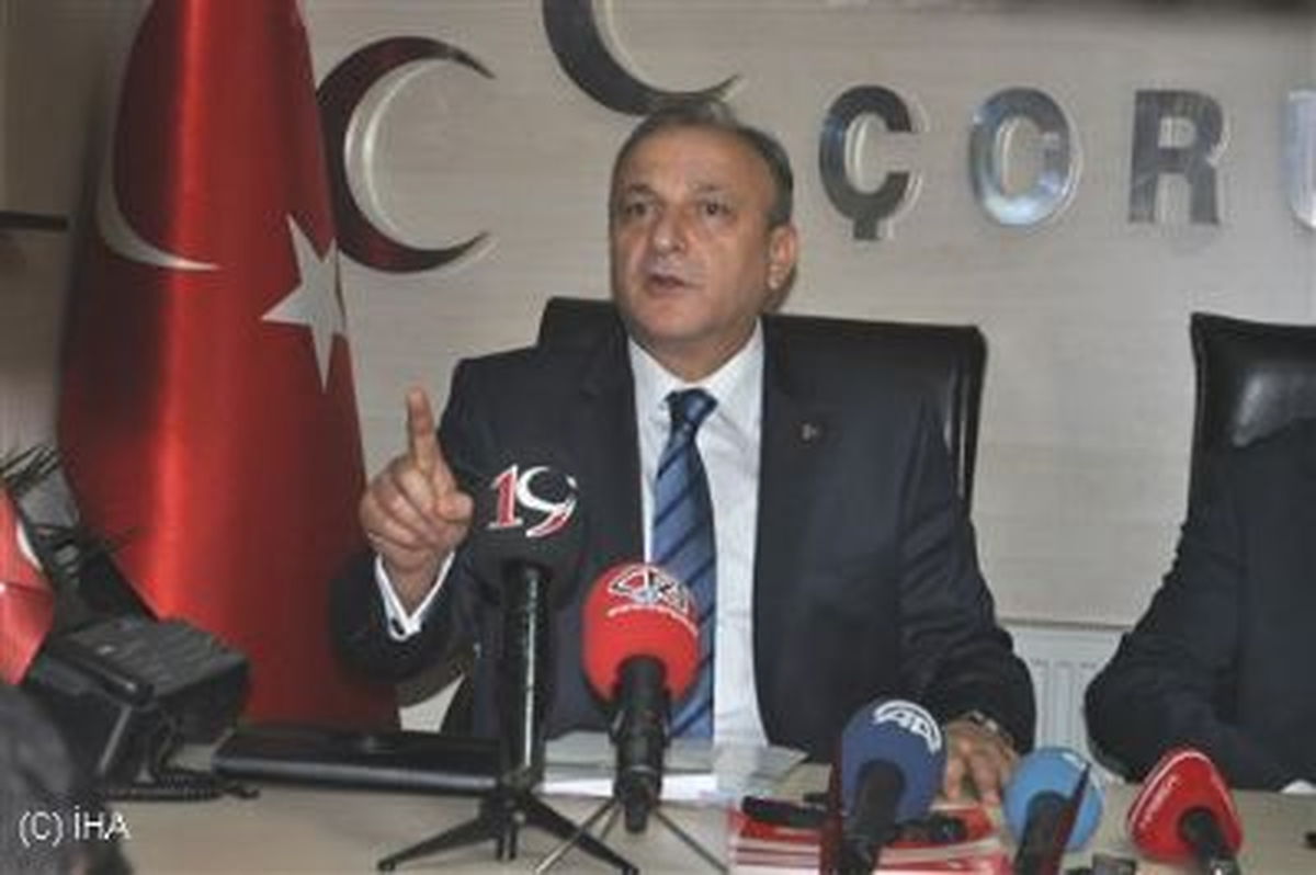 "Barış Süreci Adı Altında Bir Tiyatro Oynanıyor"