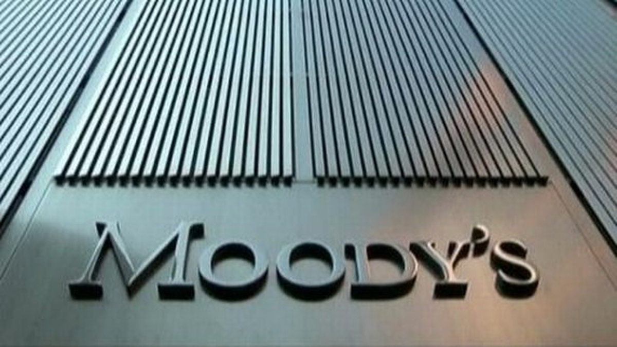 Moody\'s, İngiltere Bankacılık Sisteminin Görünümünü İyileştirdi