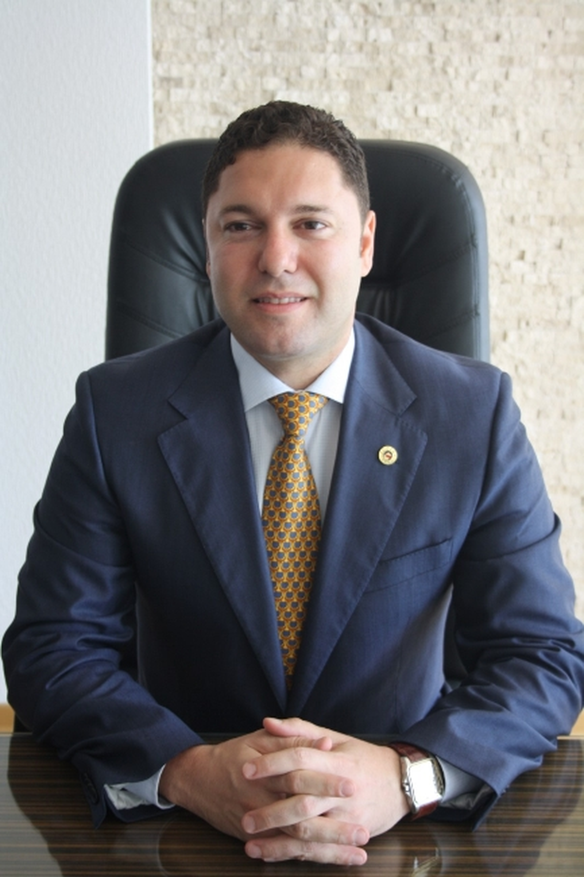 "Oyuncak Silahı Getir Kitabını Götür" Kampanyası